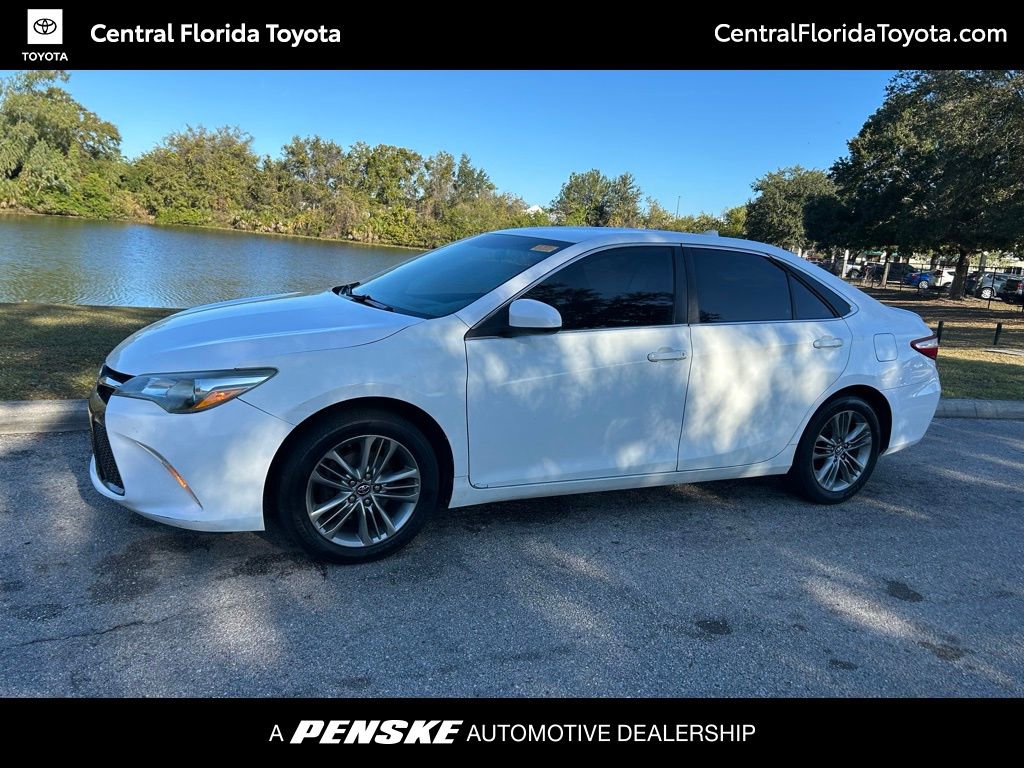 2017 Toyota Camry SE