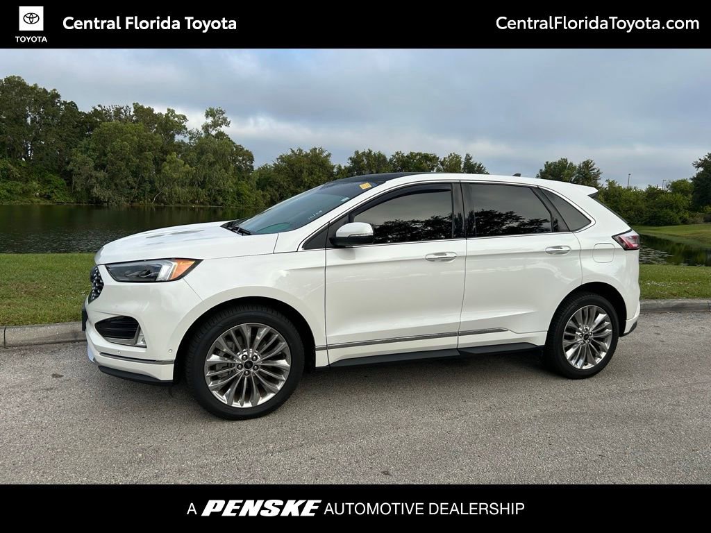 2021 Ford Edge Titanium's photo