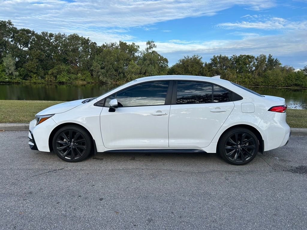 2024 Toyota Corolla SE photo 2