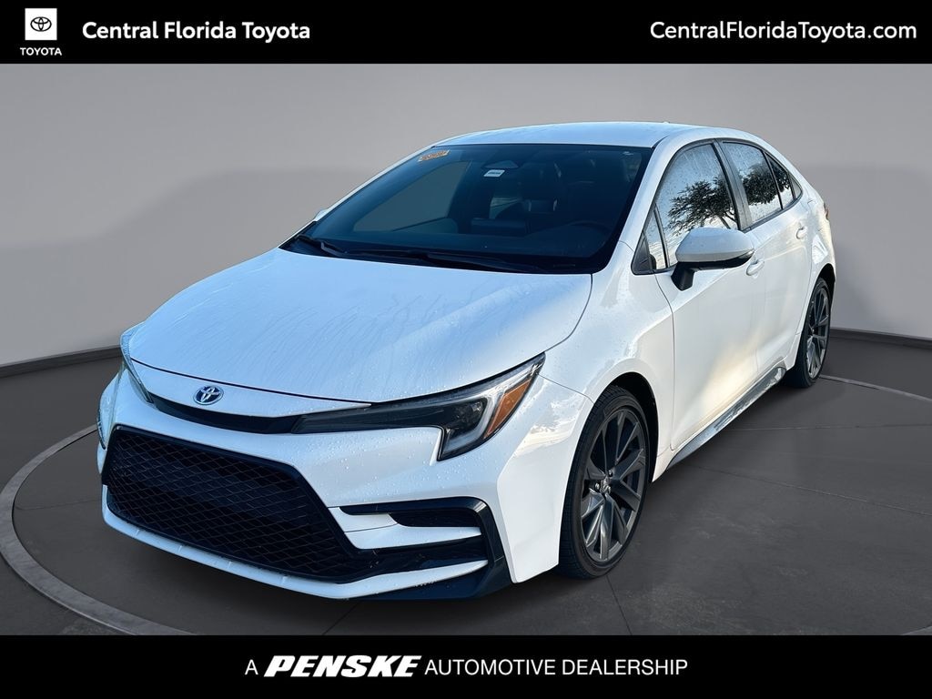 Used 2025 Toyota Corolla Hybrid SE Sedan
