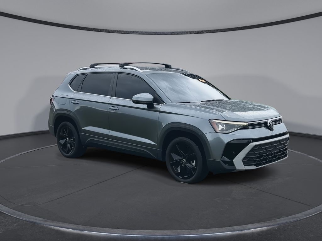 Used 2025 Volkswagen Taos 1.5T SE SUV