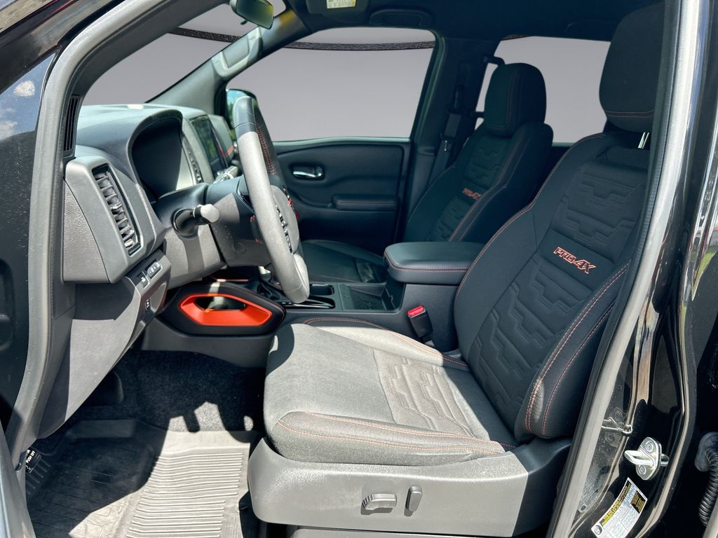 2023 Nissan Frontier PRO-4X - Photo 11