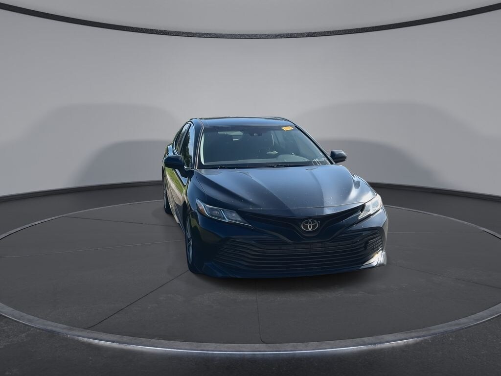 Used 2018 Toyota Camry LE Sedan