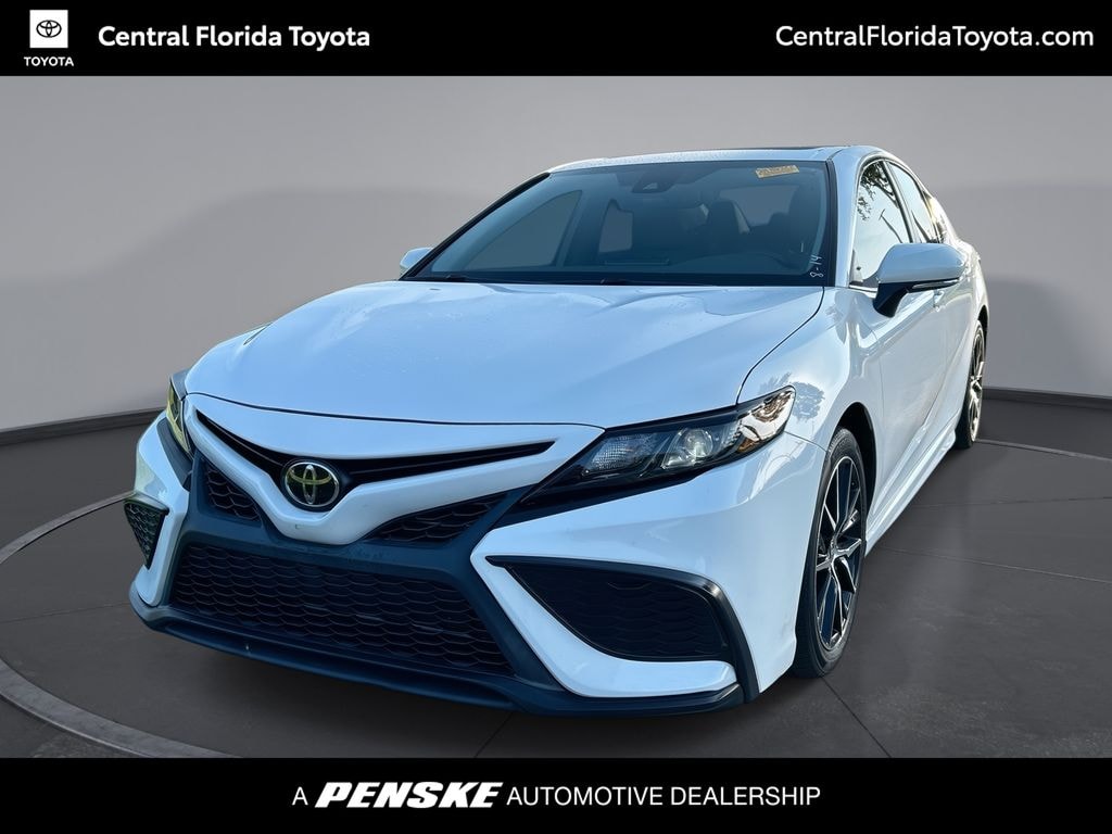 Used 2024 Toyota Camry SE Sedan