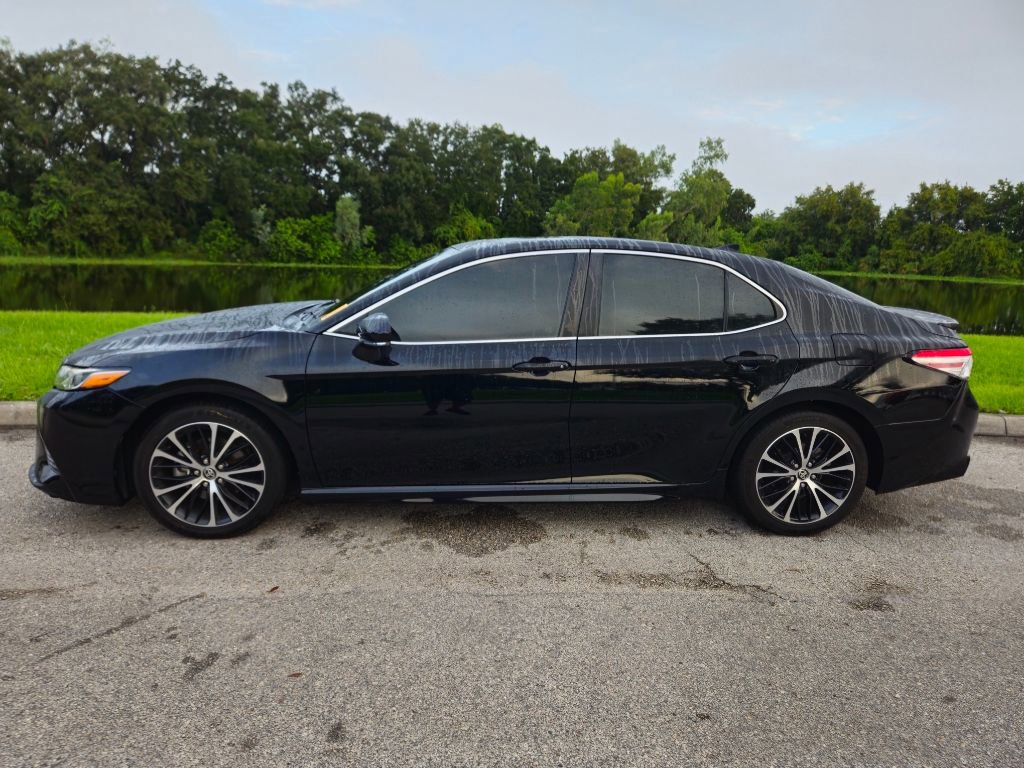 Used 2020 Toyota Camry SE with VIN 4T1J11AK4LU955643 for sale in Orlando, FL