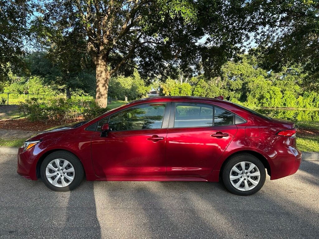 Used 2024 Toyota Corolla Hybrid LE Sedan