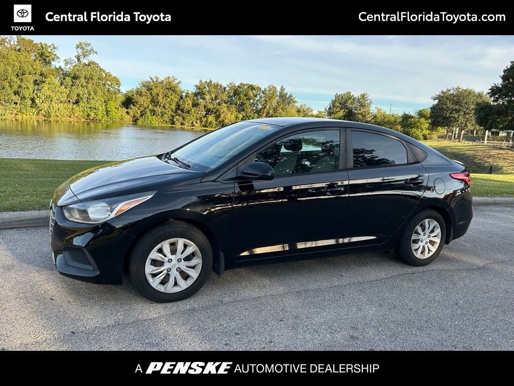 Used 2019 Hyundai Accent SE Sedan