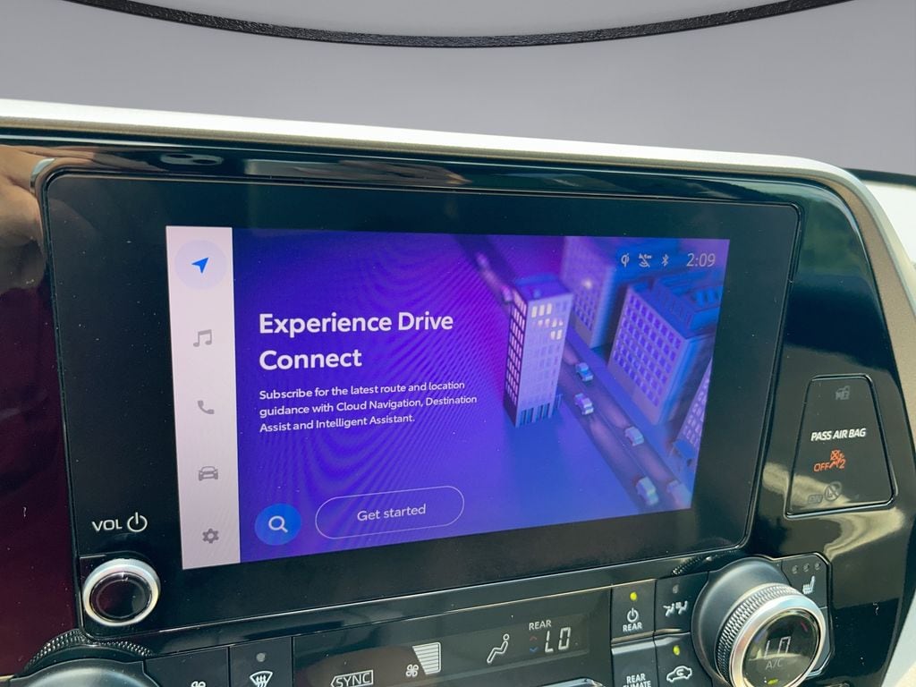 2023 Toyota Highlander XLE - Photo 25