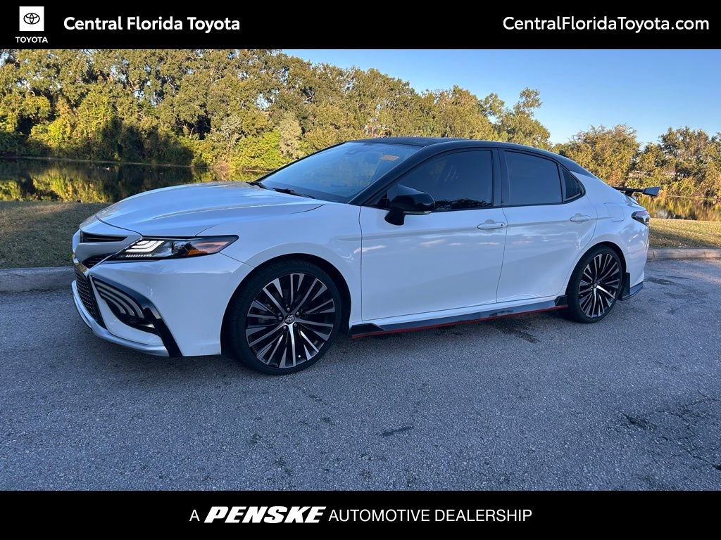 2023 Toyota Camry XSE's photo