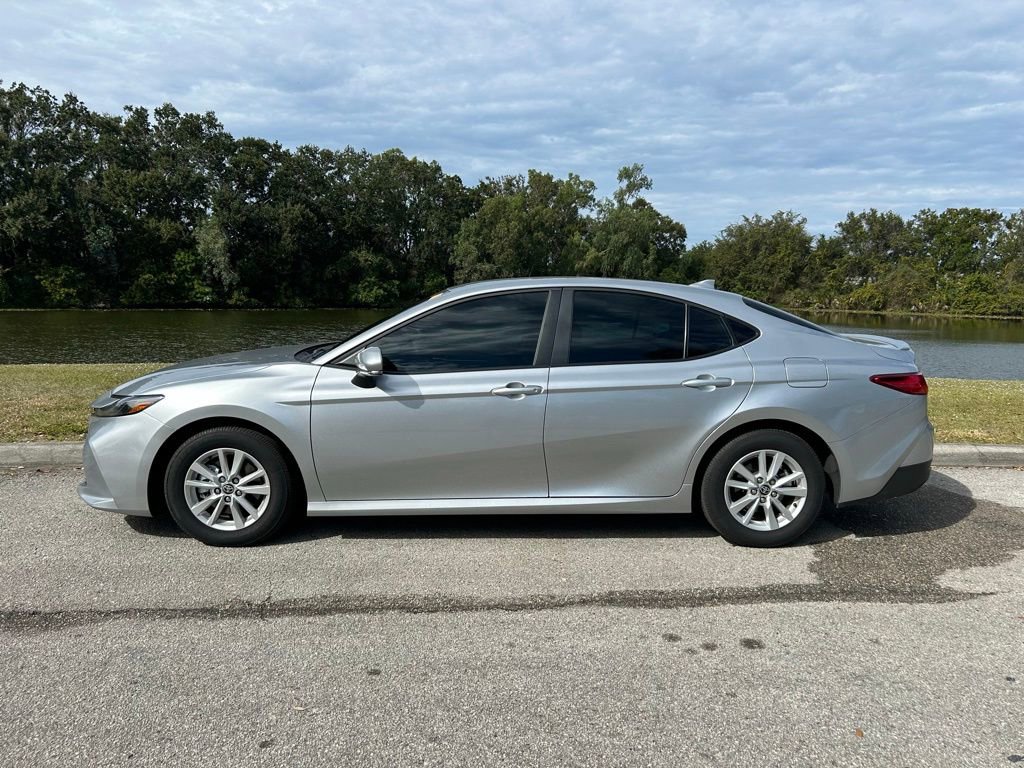 2025 Toyota Camry LE photo 2