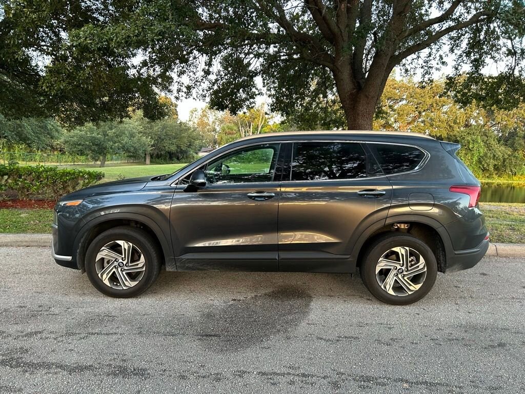 2023 Hyundai Santa Fe SEL photo 2