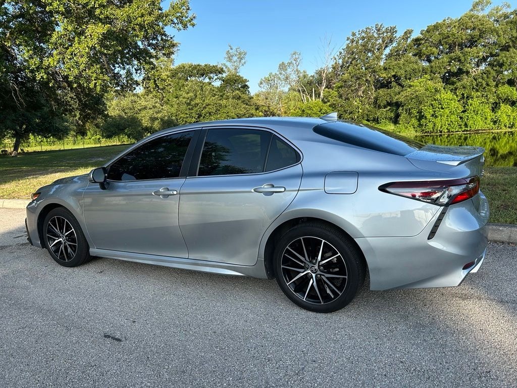 Used 2024 Toyota Camry SE Sedan