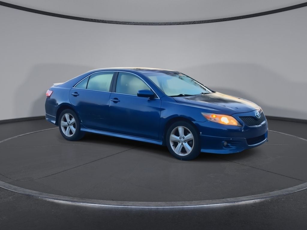 Used 2011 Toyota Camry SE Sedan