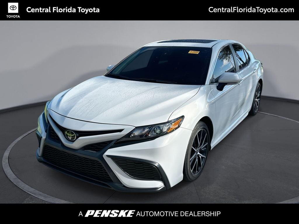 Used 2024 Toyota Camry SE Sedan