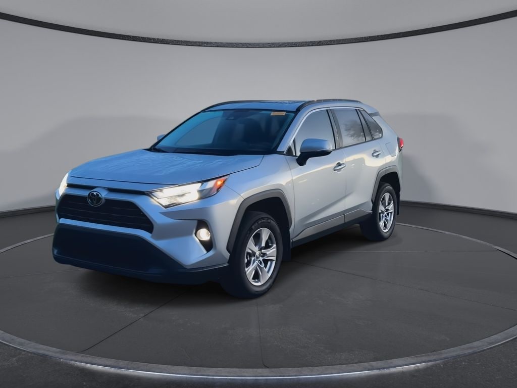 Used 2025 Toyota RAV4 XLE SUV