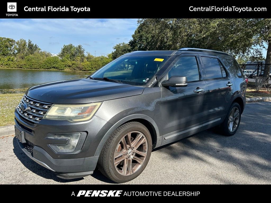 2016 Ford Explorer Limited's photo