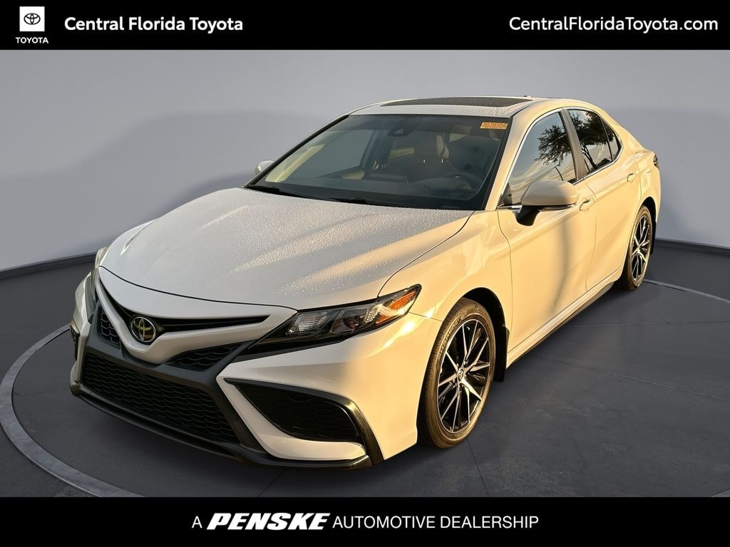 Used 2024 Toyota Camry SE Sedan