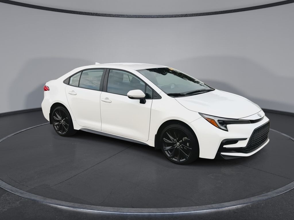 Used 2024 Toyota Corolla SE Sedan