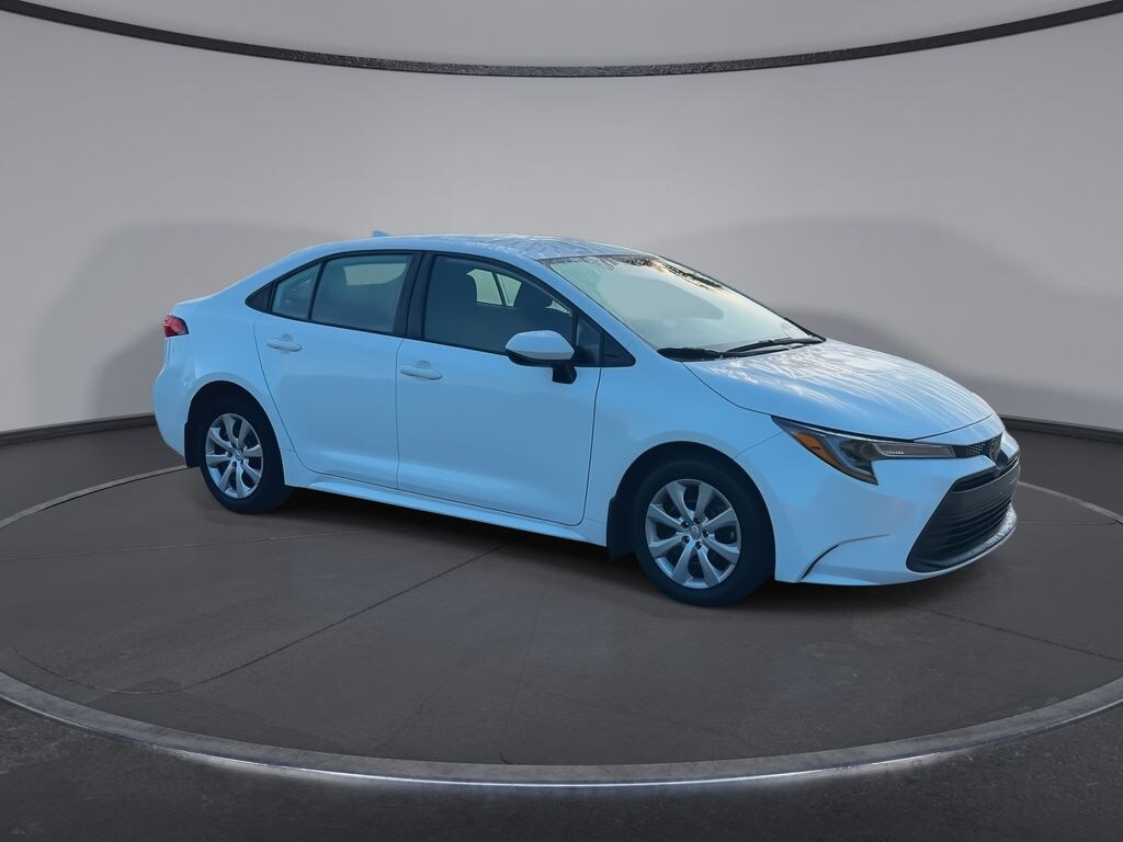 Used 2025 Toyota Corolla LE Sedan