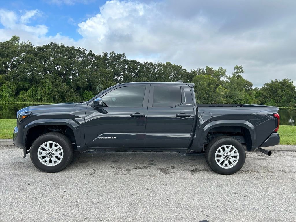 2024 Toyota Tacoma SR5 photo 2