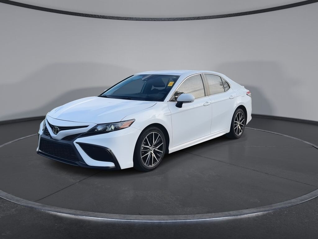 Used 2023 Toyota Camry SE Sedan