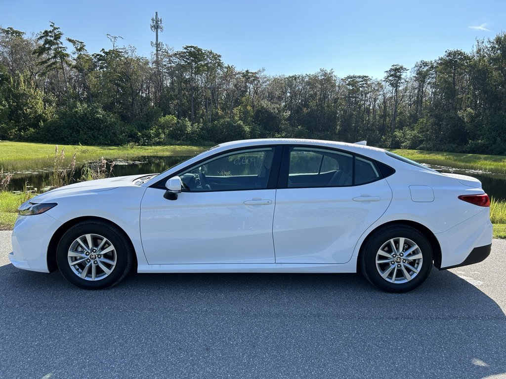 2025 Toyota Camry LE photo 2