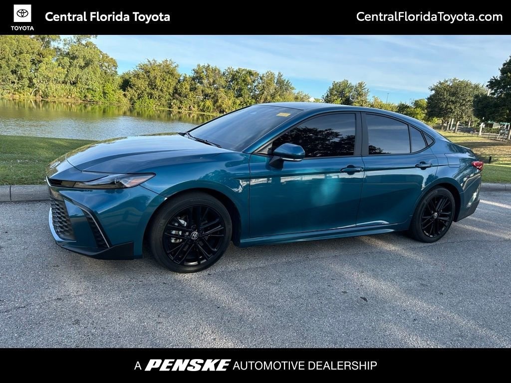 Used 2025 Toyota Camry SE Sedan