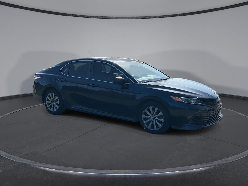 Used 2018 Toyota Camry LE Sedan