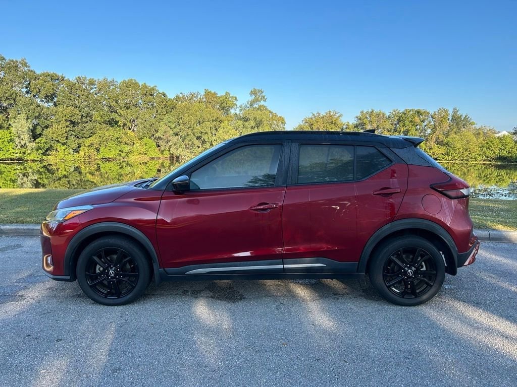 Used 2022 Nissan Kicks SR SUV