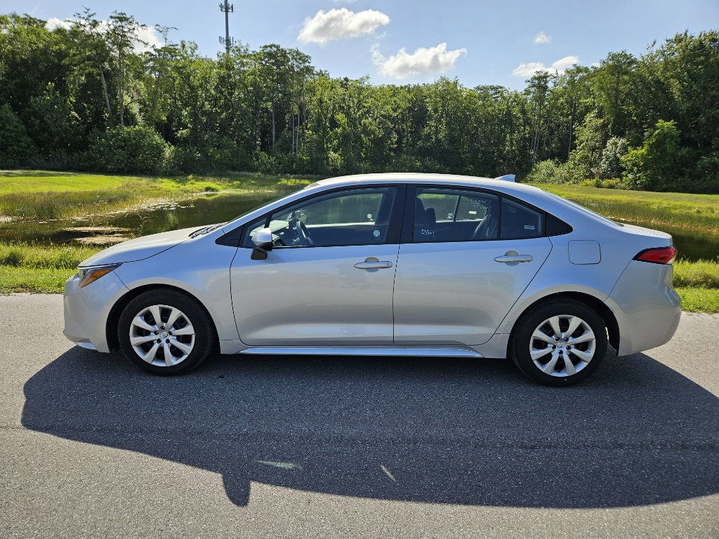 Used 2023 Toyota Corolla LE with VIN 5YFB4MDE5PP043209 for sale in Orlando, FL