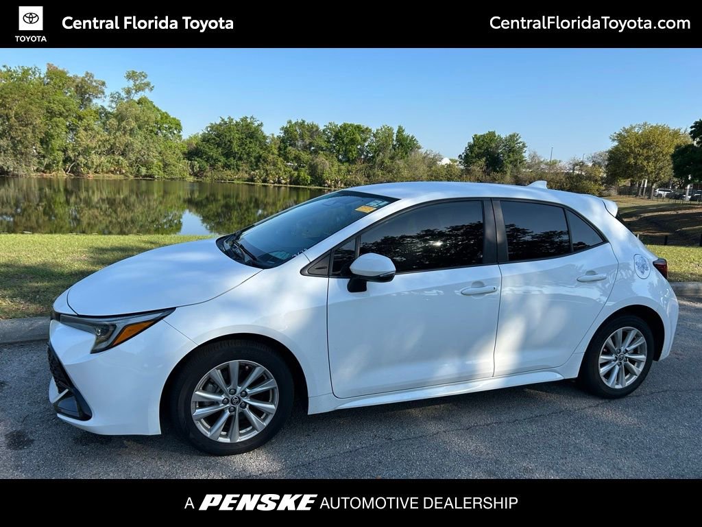 2023 Toyota Corolla Hatchback SE