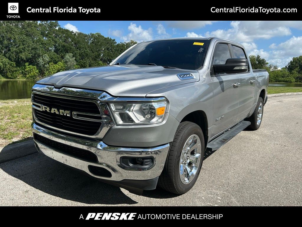 2019 RAM 1500 Big Horn/Lone Star 4x4 Crew Cab 5'7's photo