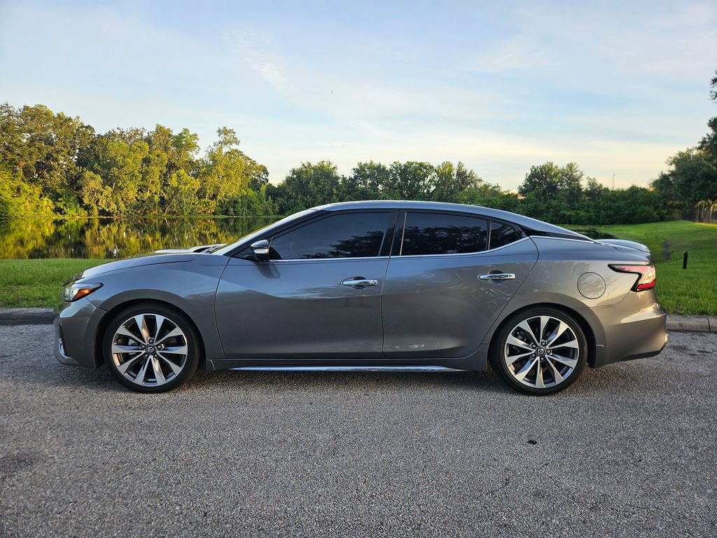 2021 Nissan Maxima Platinum photo 2