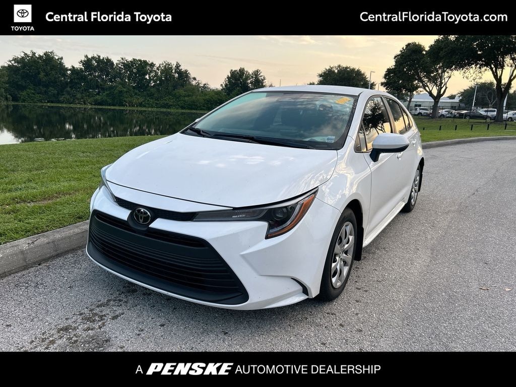 Used 2025 Toyota Corolla LE Sedan