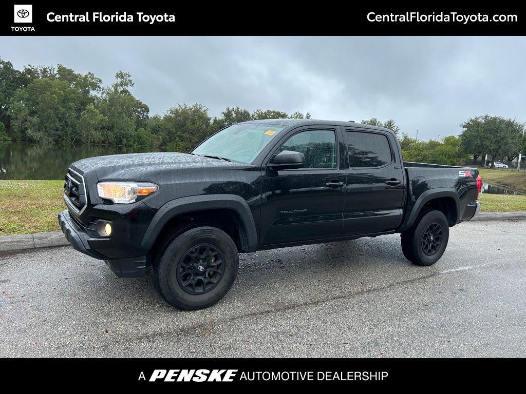 2023 Toyota Tacoma SR5's photo