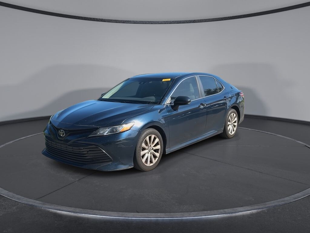 Used 2018 Toyota Camry LE Sedan