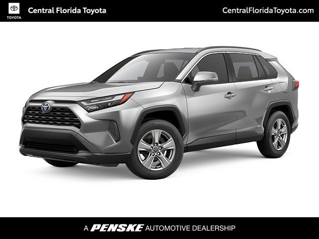 2025 Toyota RAV4 XLE's photo
