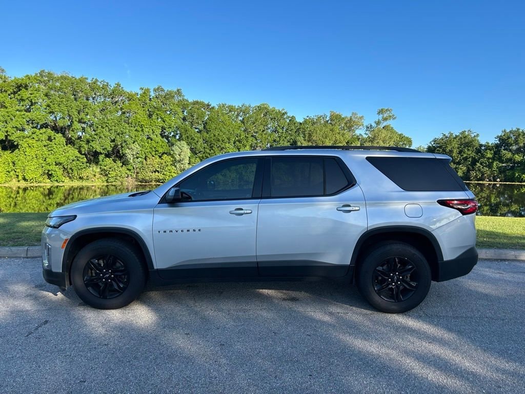 Used 2022 Chevrolet Traverse LS SUV