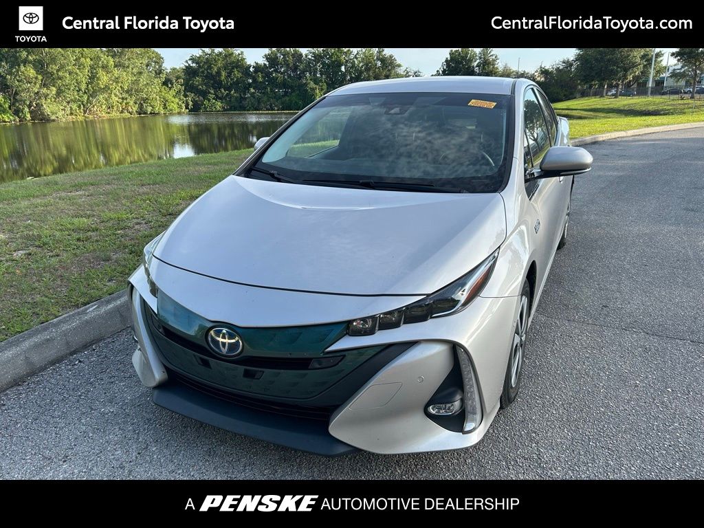 2019 Toyota Prius Prime Advanced's photo