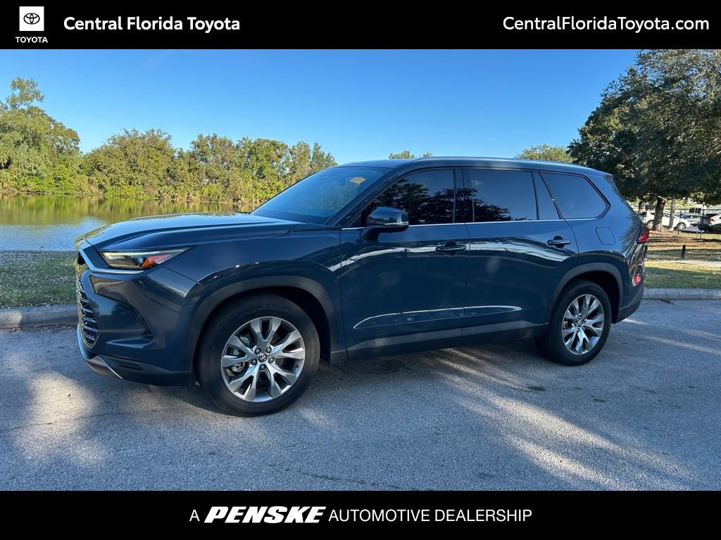 2024 Toyota Grand Highlander Limited's photo