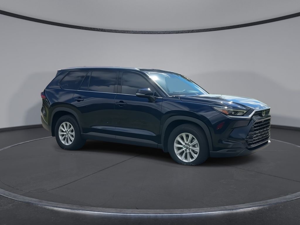 Used 2025 Toyota Grand Highlander XLE SUV