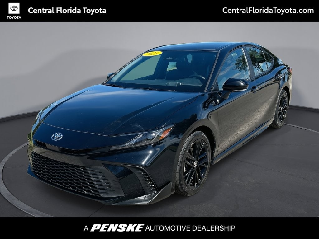 2025 Toyota Camry Sedan 