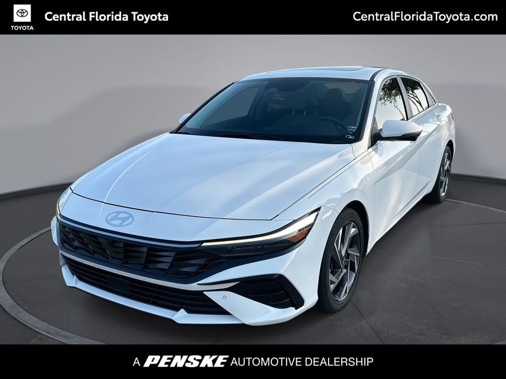 Used 2024 Hyundai Elantra Limited Sedan