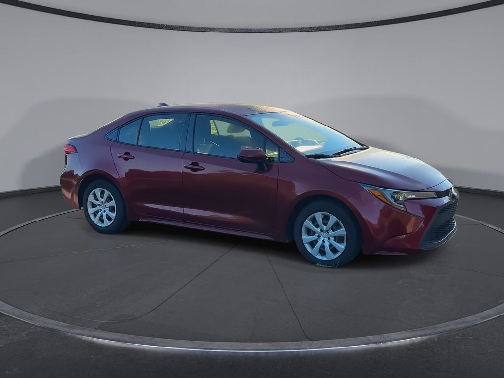 Used 2022 Toyota Corolla LE Sedan