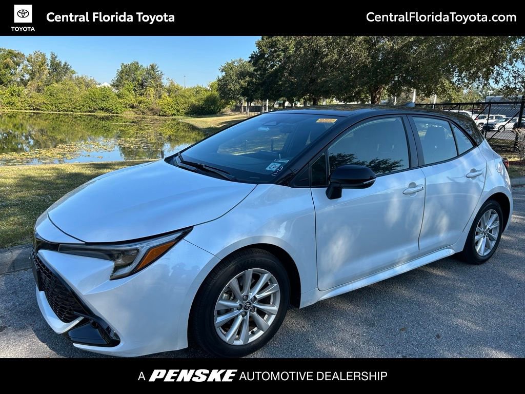 2023 Toyota Corolla Hatchback SE