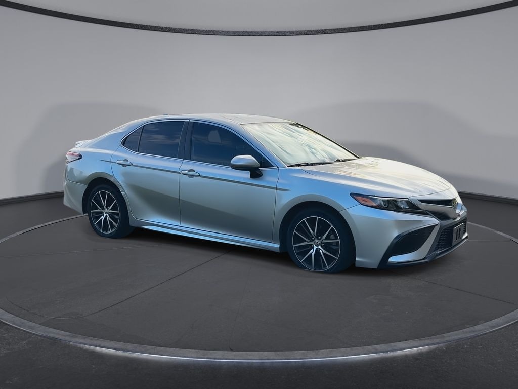 Used 2021 Toyota Camry SE Sedan