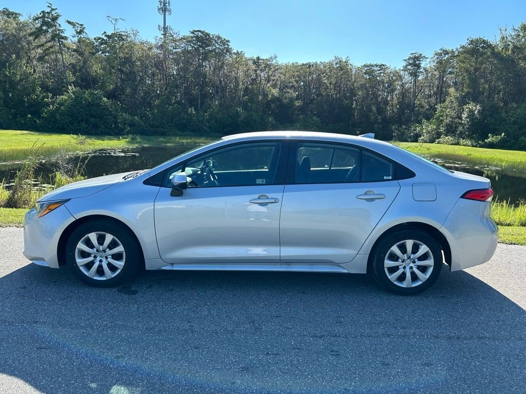 Used 2024 Toyota Corolla LE with VIN 5YFB4MDE1RP084763 for sale in Kansas City