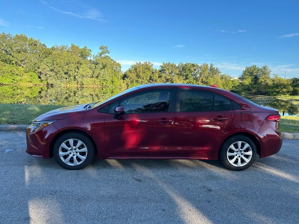 Used 2022 Toyota Corolla LE Sedan