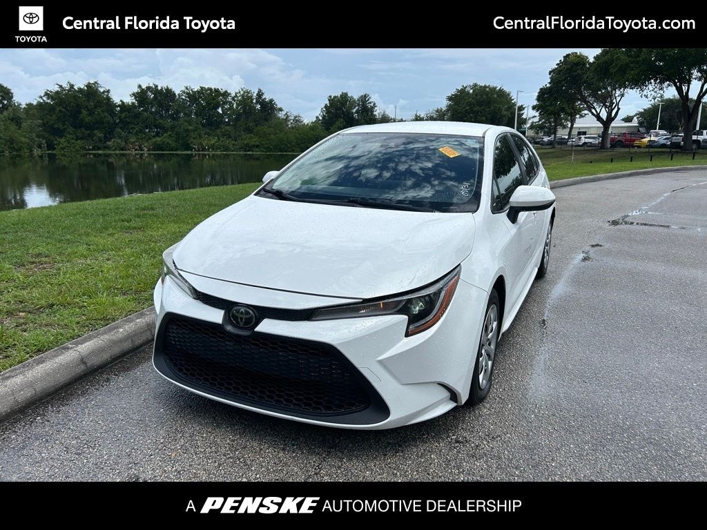 Used 2020 Toyota Corolla LE Sedan