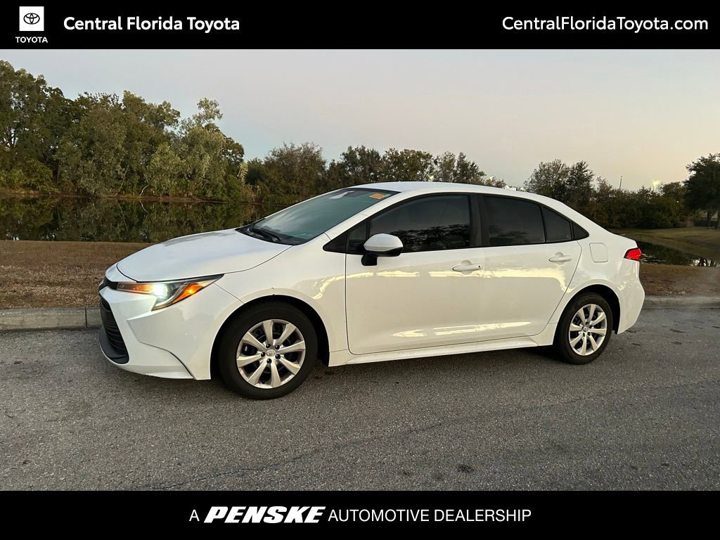2024 Toyota Corolla LE